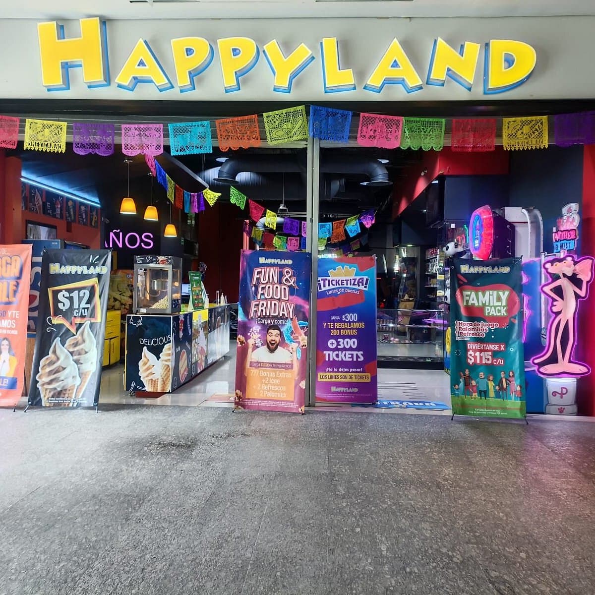 Happyland - Puerto Paraiso Los Cabos