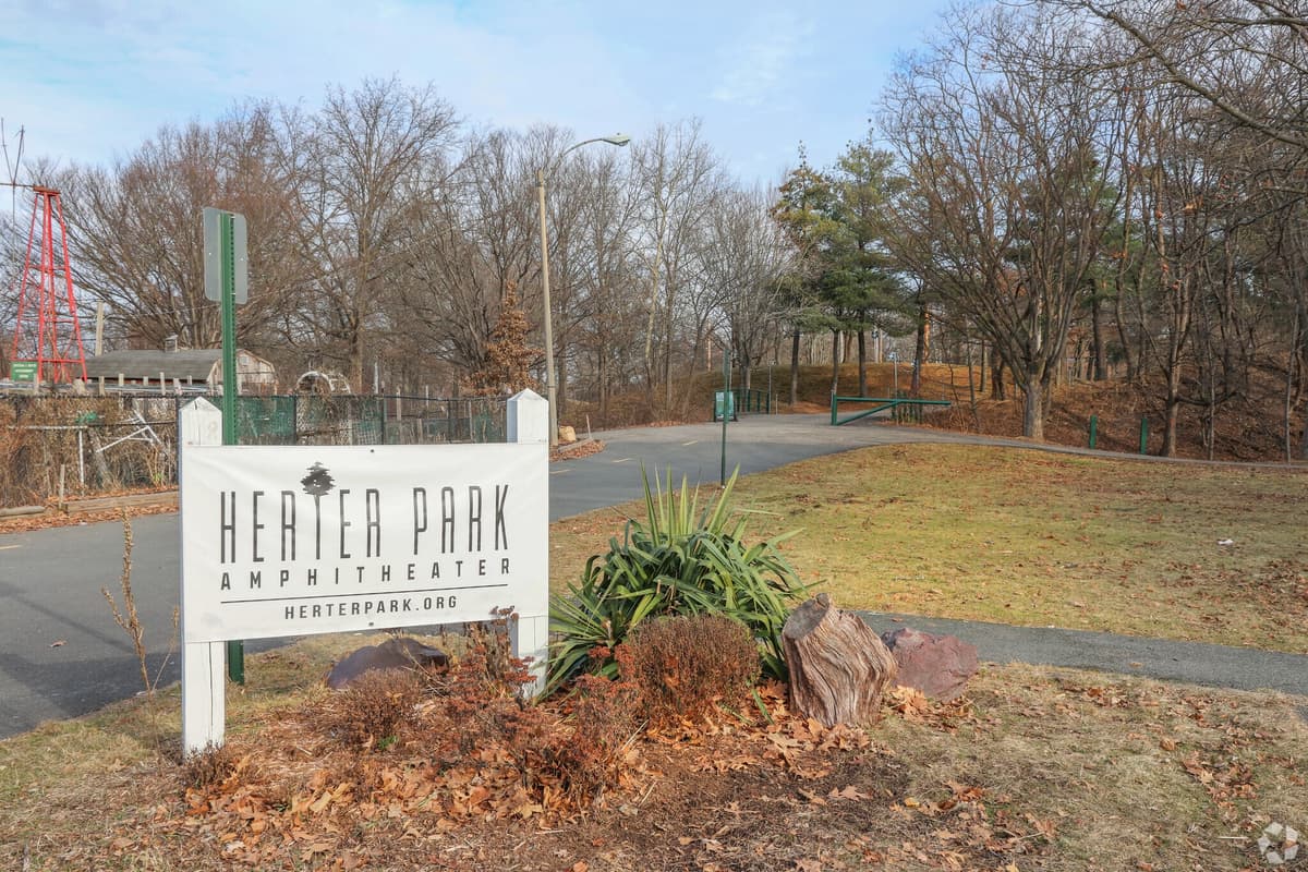 Christian Herter Park