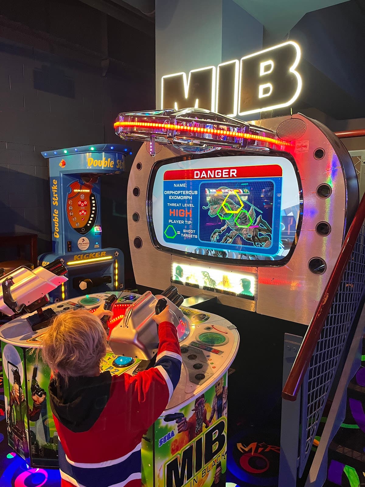 Mira amusement forum sports bar