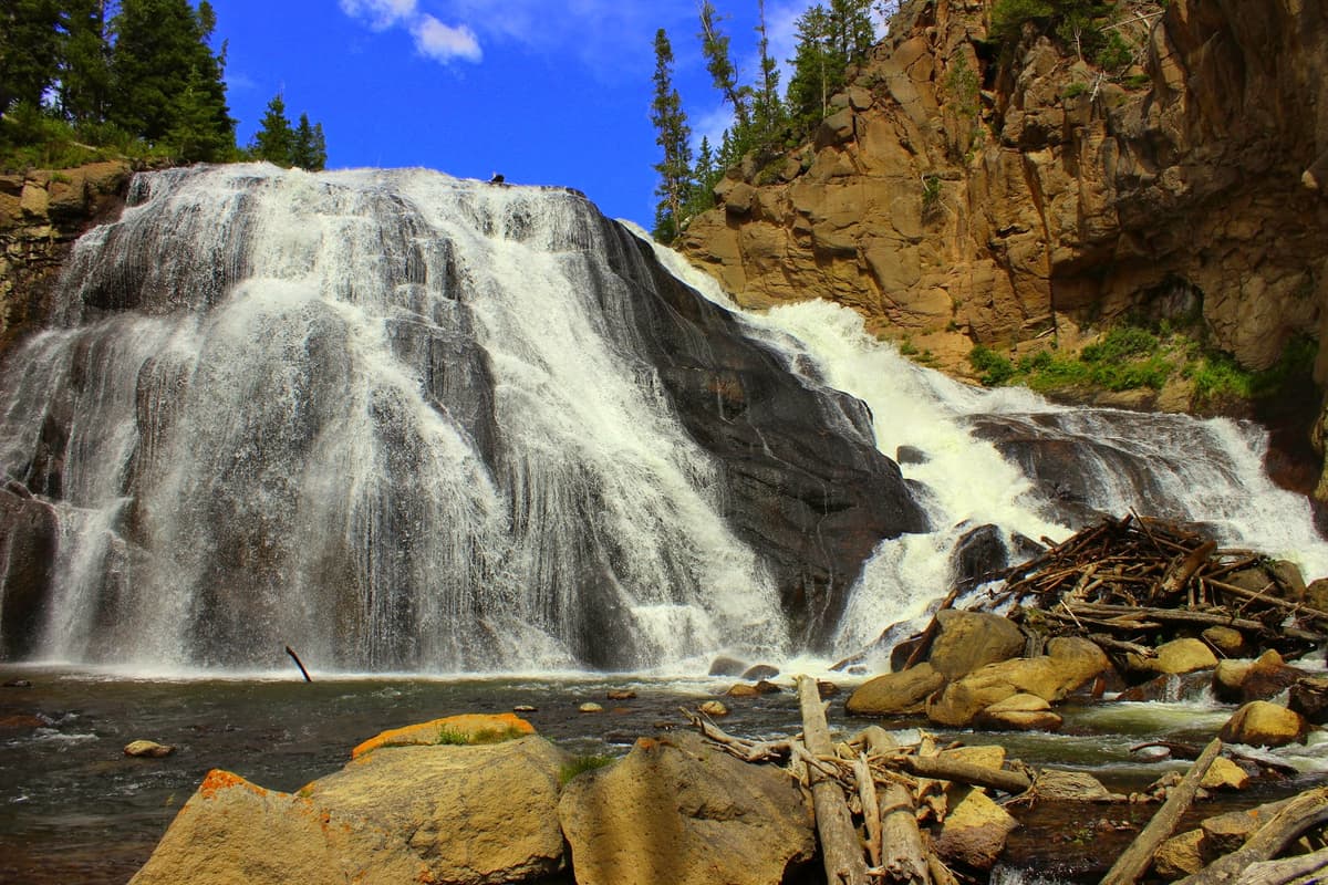 Gibbon Falls, photo 1 of 1