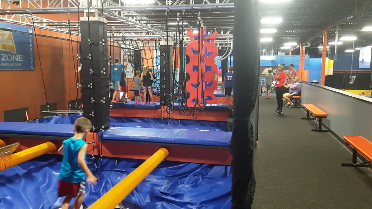 Sky Zone Milwaukee
