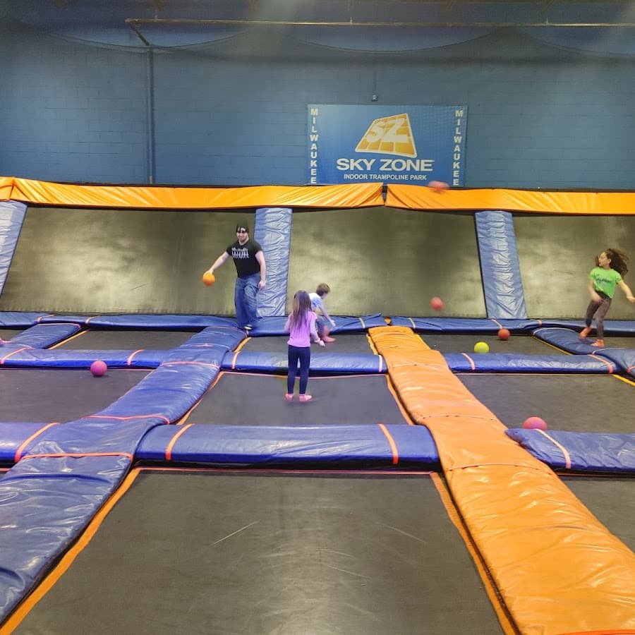 Sky Zone Milwaukee