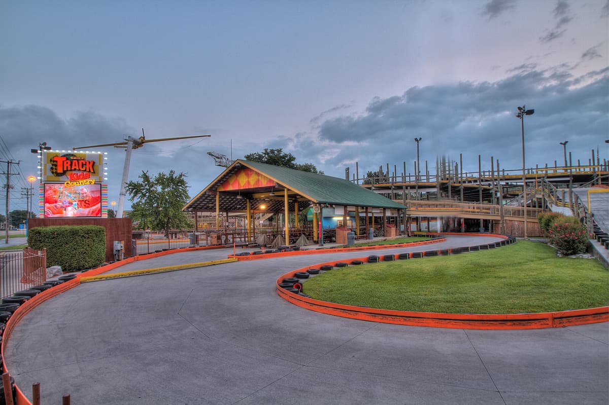 Best Pigeon Forge Activities for Big Kids (Ages 6–12)