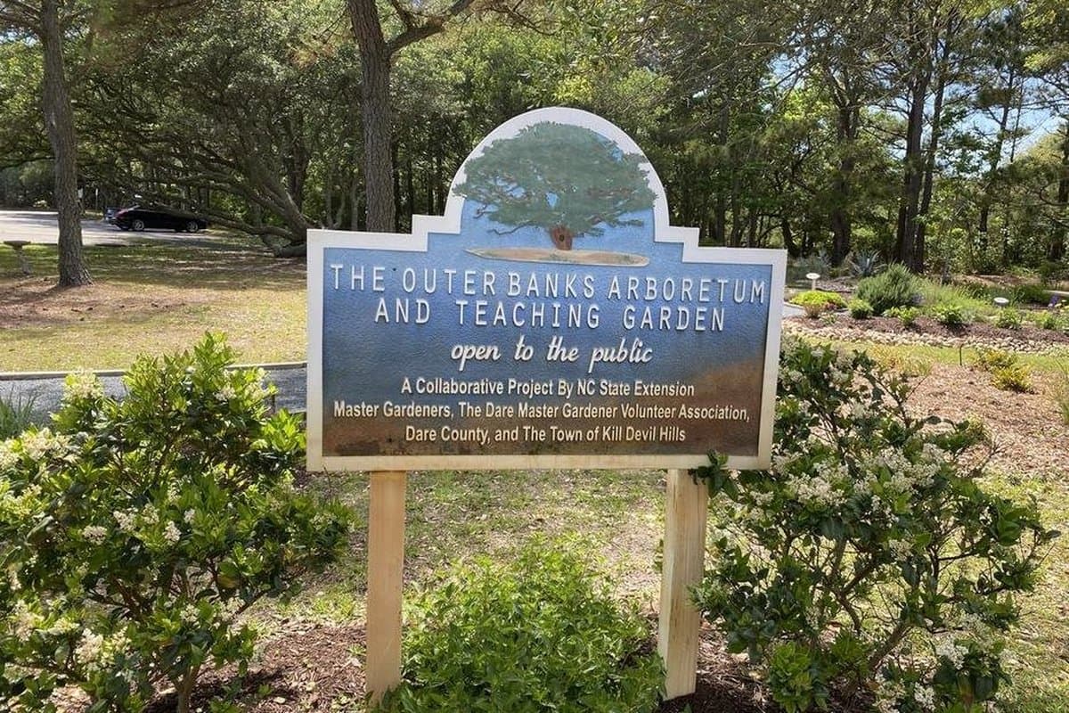 Dare County Arboretum and Teaching Garden