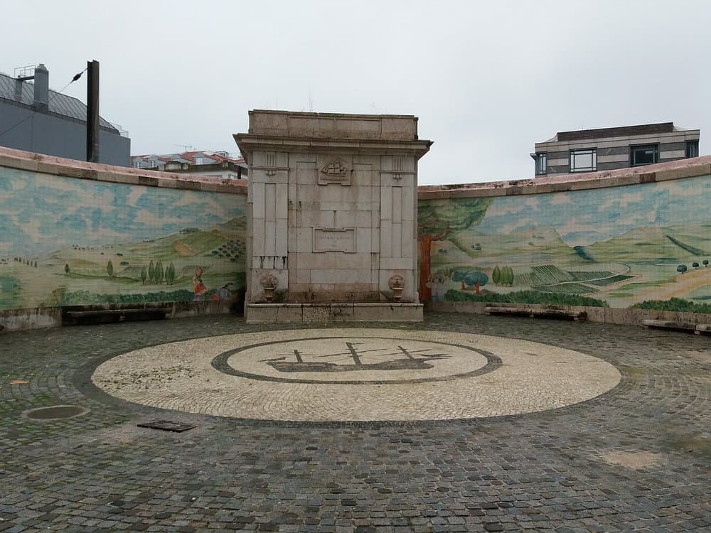 Chafariz da Rua de O Seculo, photo 1 of 2