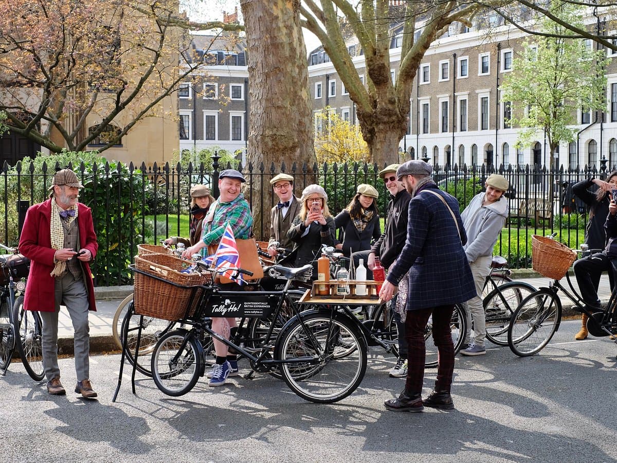 Tally Ho ~ London Bike Tours, Taxi Tours & Pub Tours