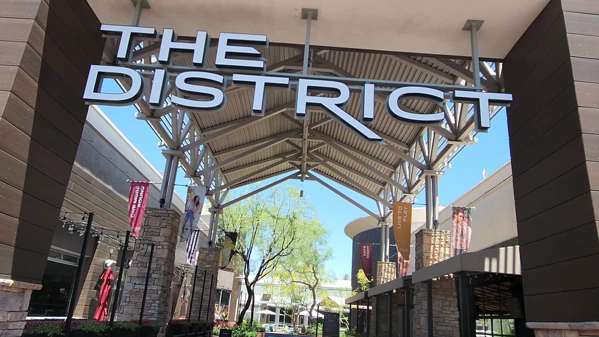 Desert Ridge Marketplace