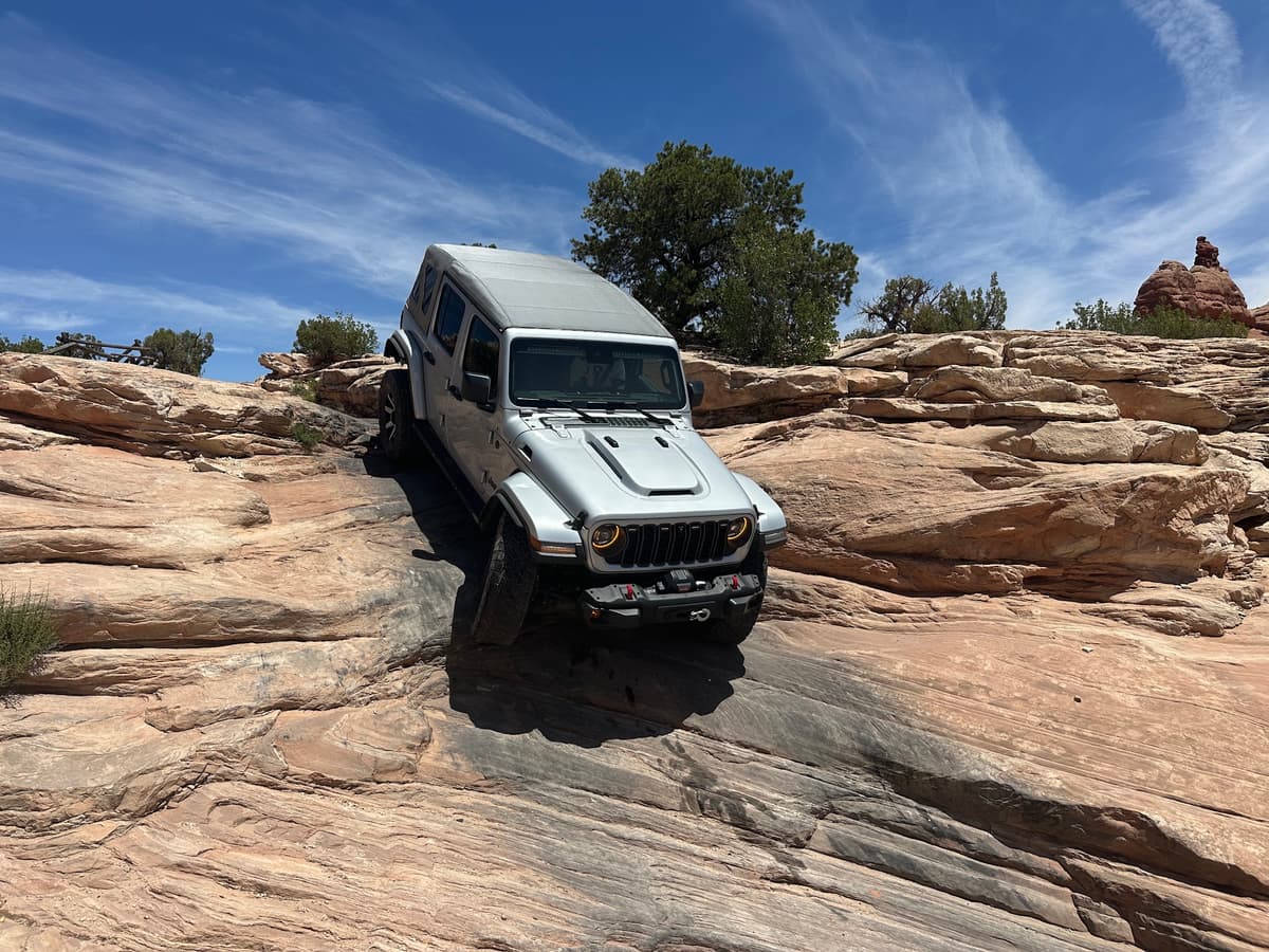 Outlaw Adventure Jeep and UTV/Side by Side Tours