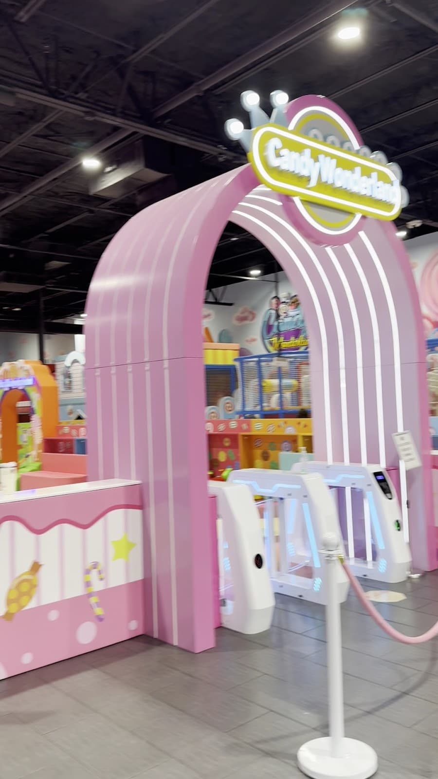 Candy Wonderland - Palm Bay