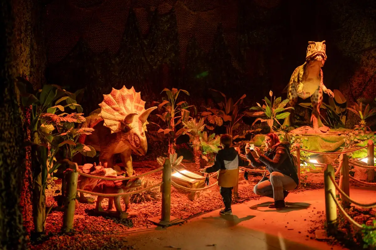 Dinos Alive: The Immersive Experience - Montreal
