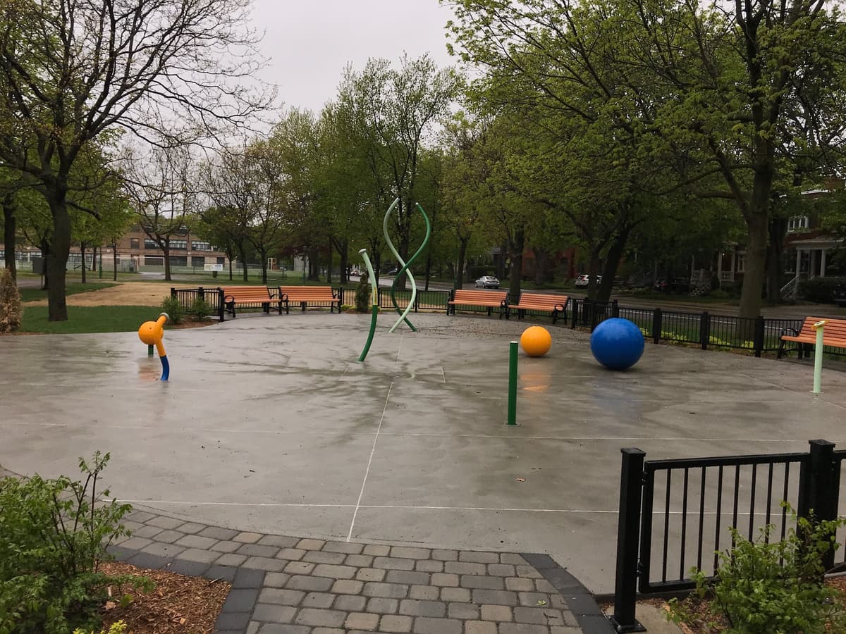 Beaubien Park (Outremont), photo 1 of 1