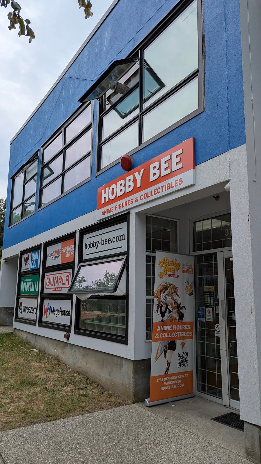 Hobby Bee Anime Figures & Collectibles