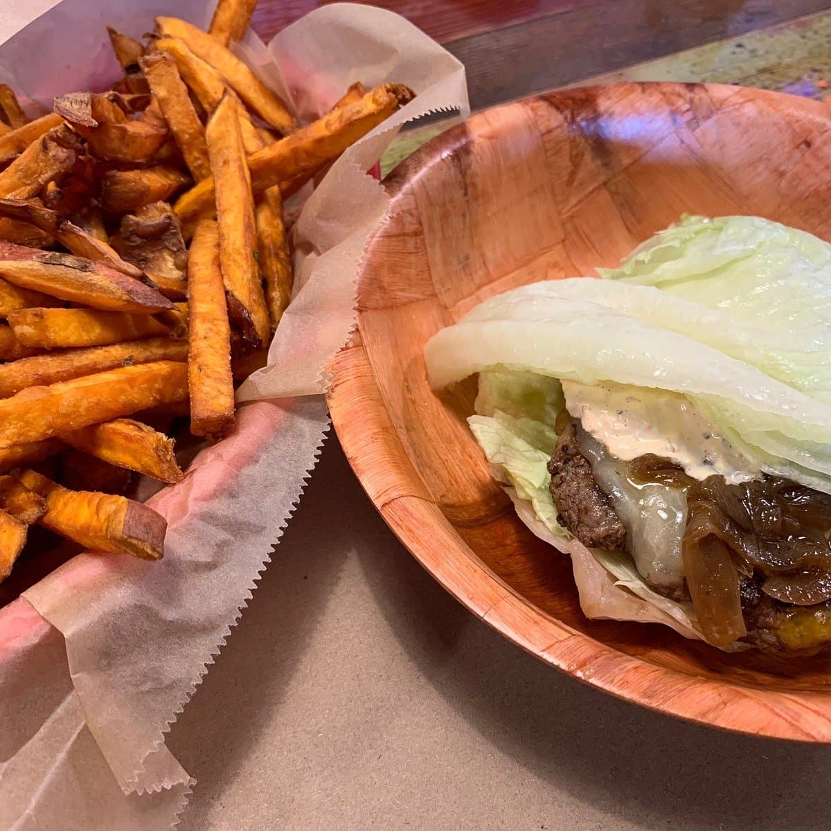Farm Burger Huntsville, photo 1 of 4