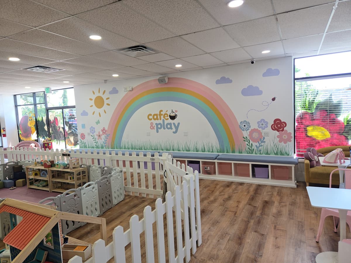 Cafe & Play