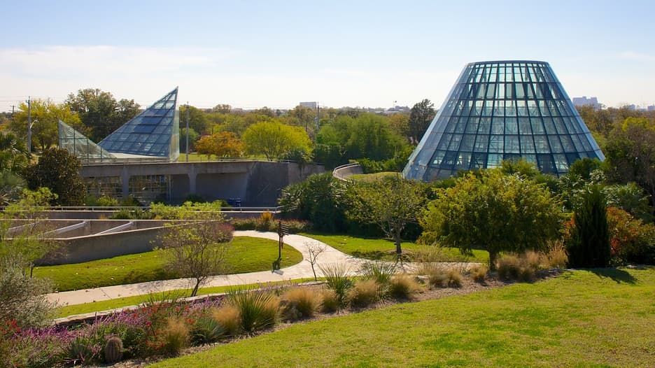 San Antonio Botanical Garden — photo 1 of 2