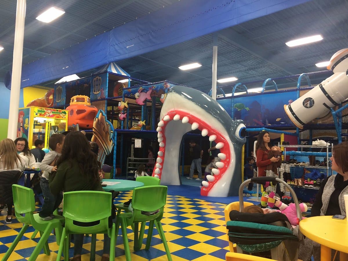 Planet Kids Indoor Playground and Cafe — photo 1 of 6