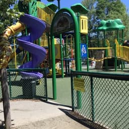 El Parquesito Playground, Franklin Park