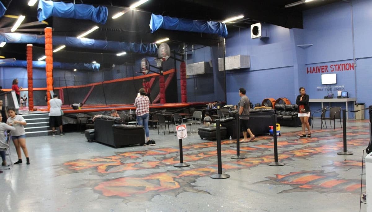 iTrampoline Hawaii — photo 1 of 6