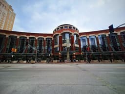 Explore St. Louis
