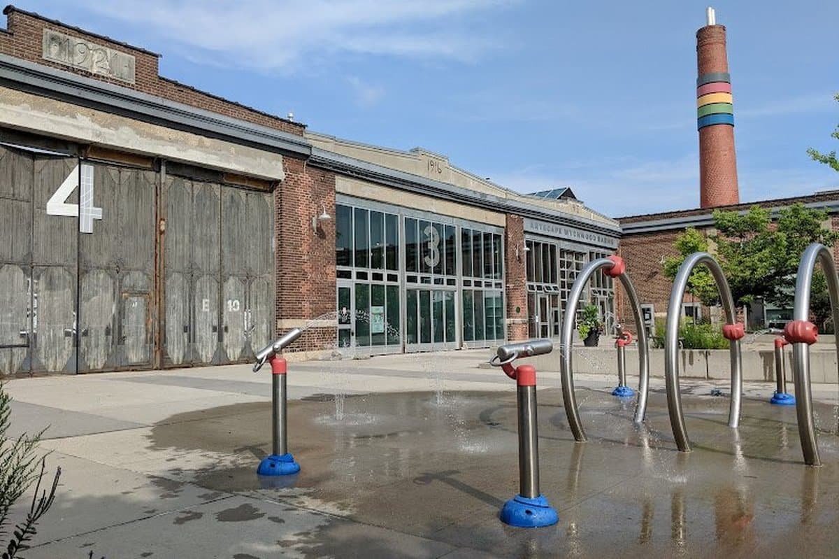 Wychwood Barns Park