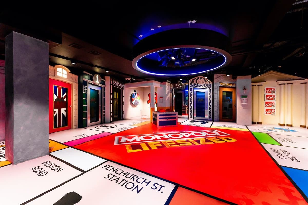 Monopoly Lifesized, photo 1 of 2
