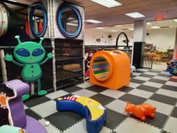 Star Park Indoor Playground - Franklin Mall