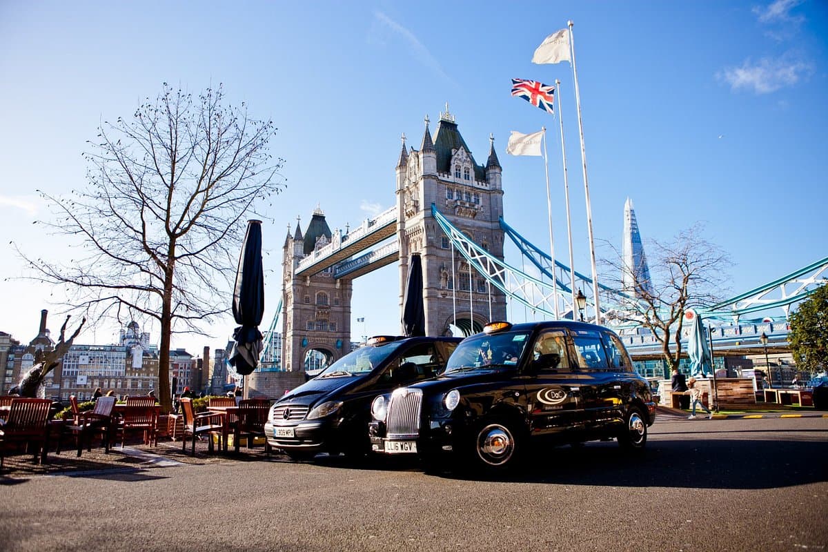 Visit London Taxi Tours