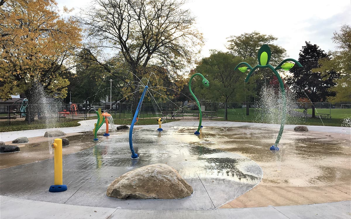 Splash pad and park
