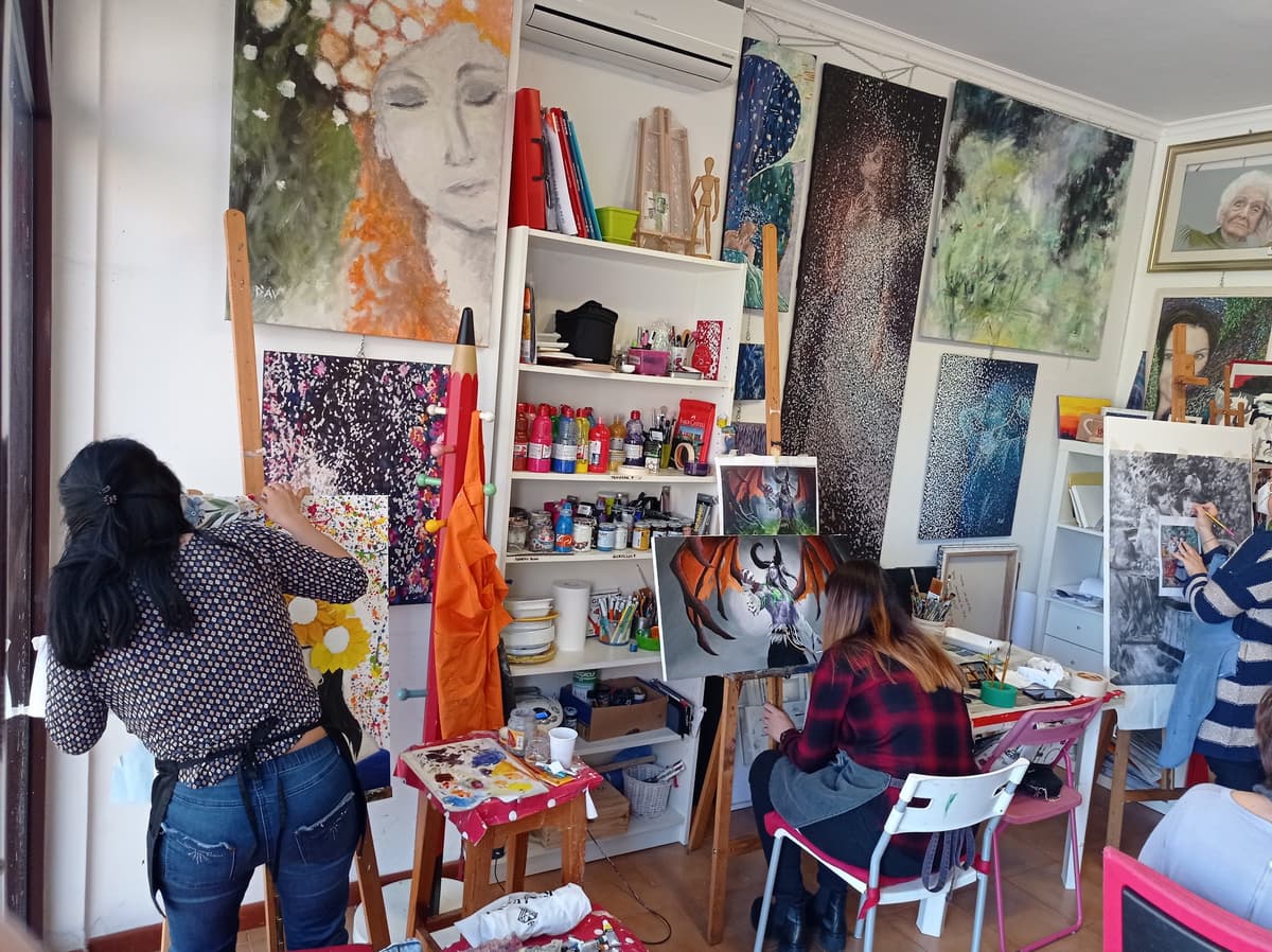 D'Av Spazio Arte - Laboratorio di pittura, disegno, fumetto, art Attack per bambini e adulti
