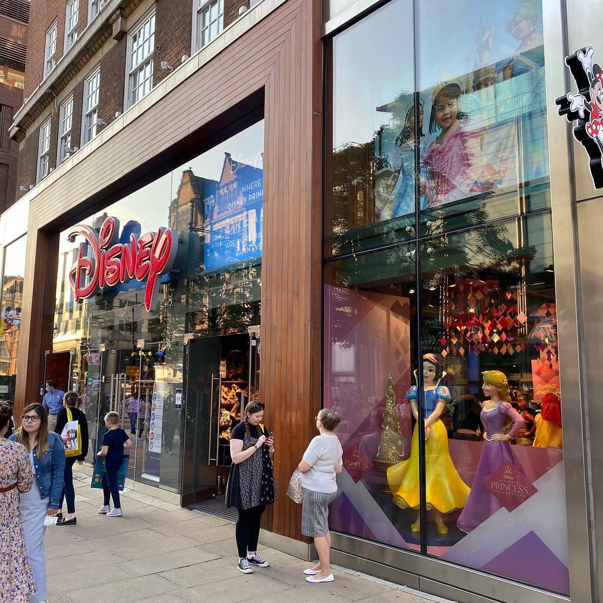 Disney Store, photo 1 of 2