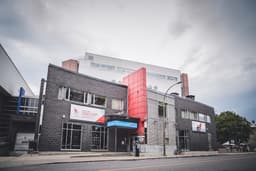 La Maison Theatre