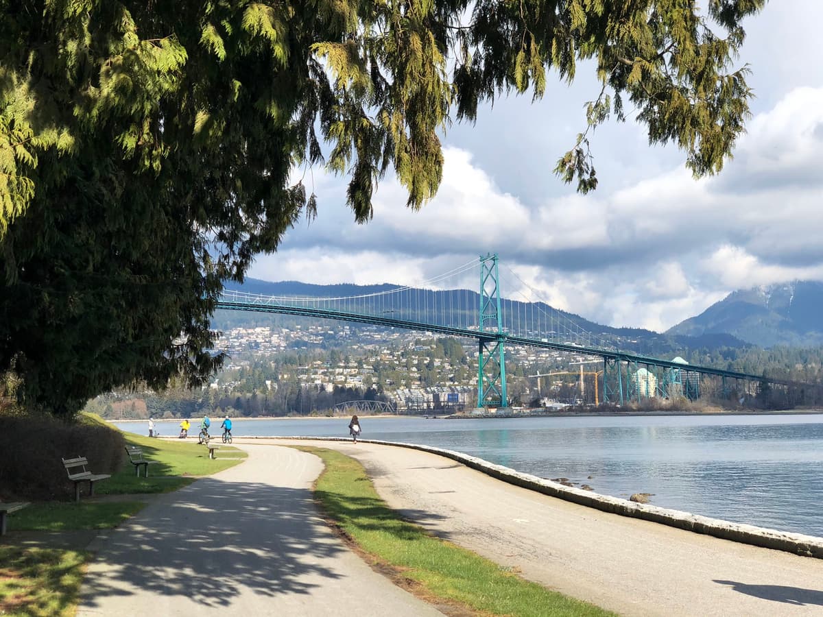 Stanley Park Seawall, photo 1 of 2