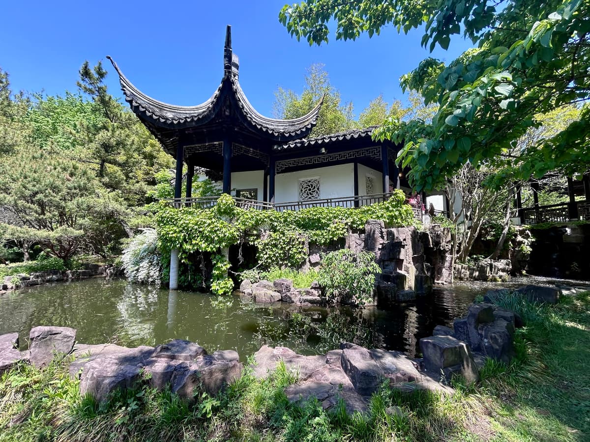 Snug Harbor Cultural Center & Botanical Garden