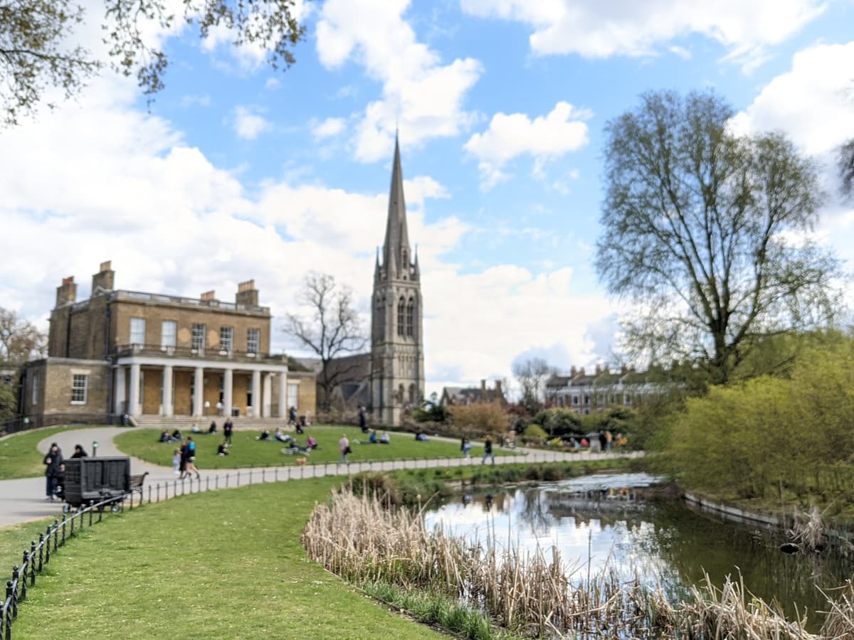 Clissold Park