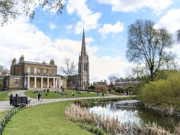 Clissold Park