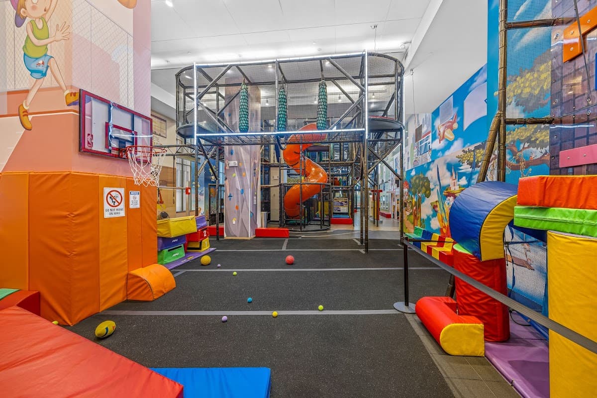 Complete Playground — photo 1 of 2