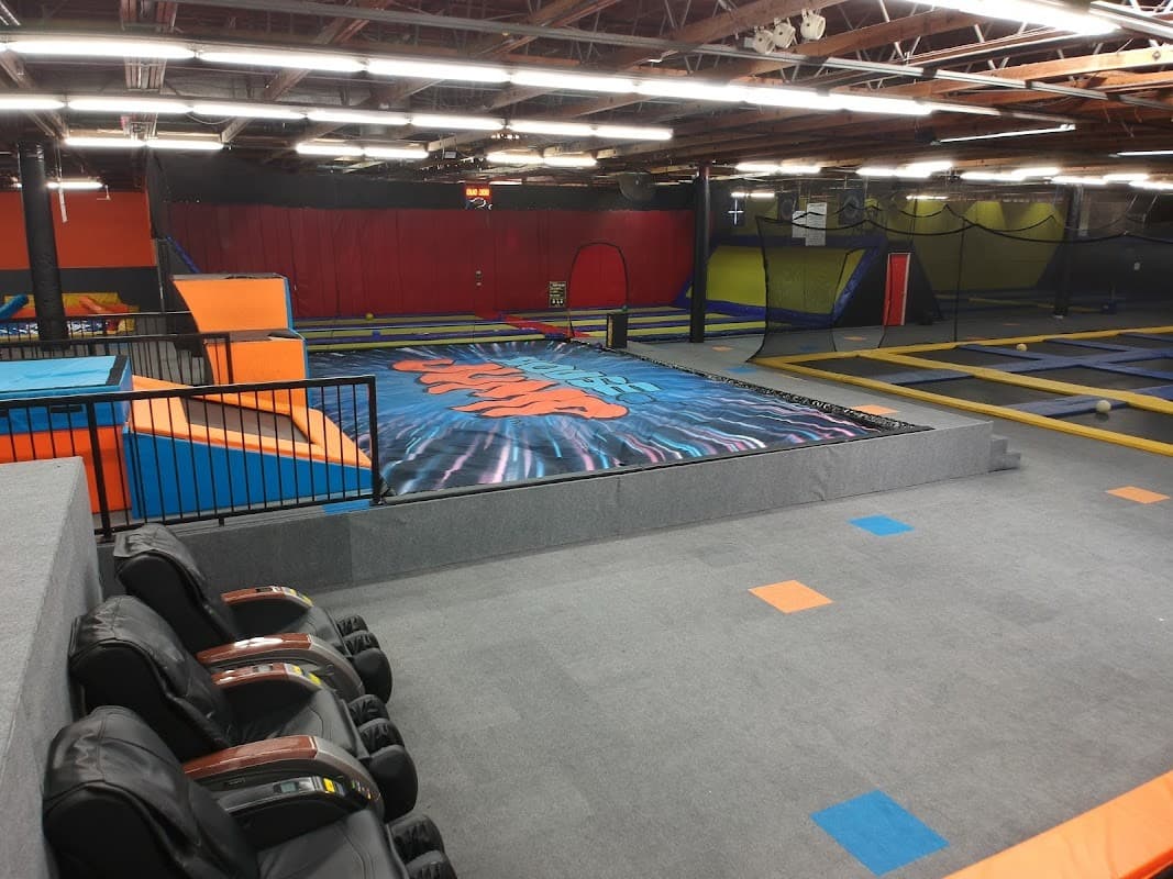 House of Jump Trampoline Park