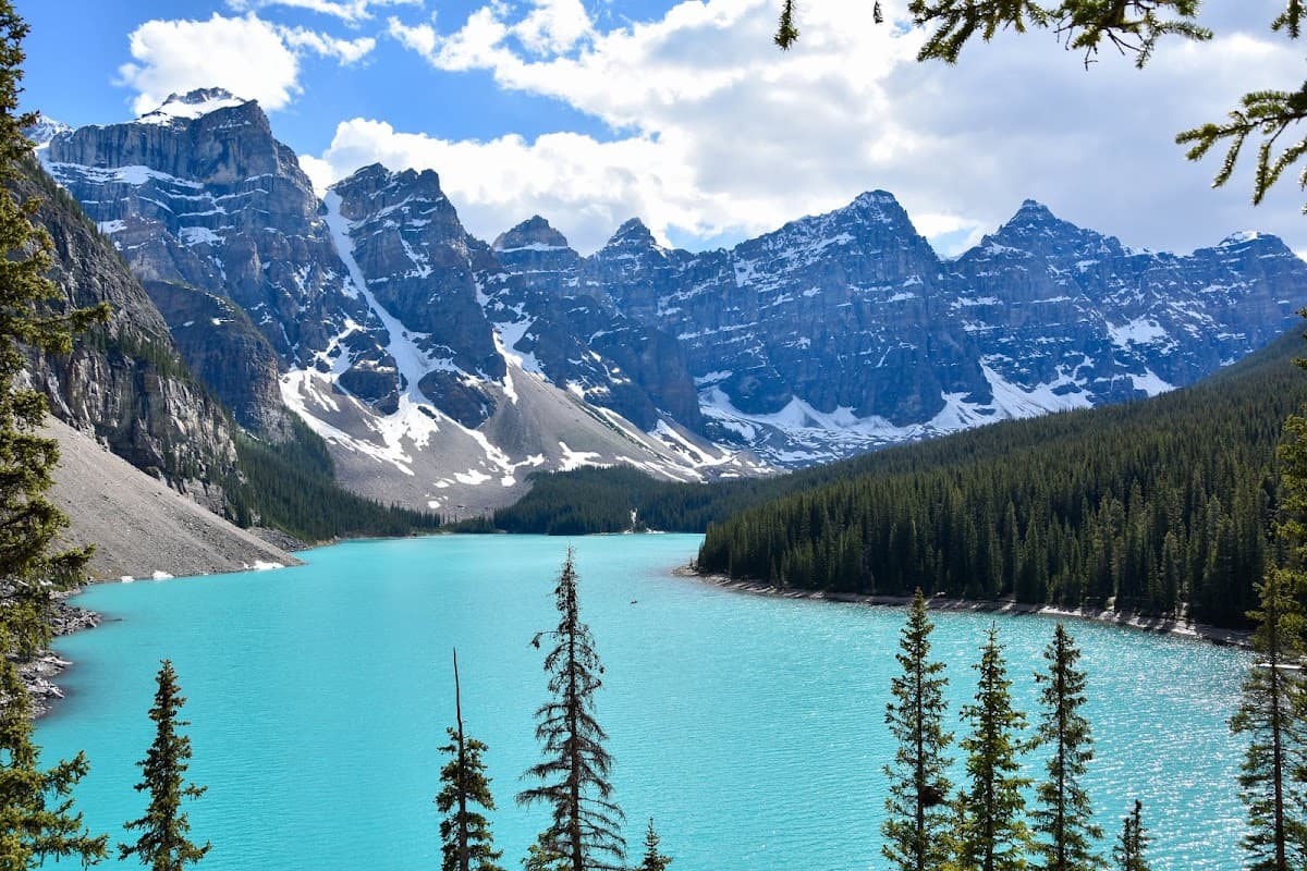 Discover Canada Tours