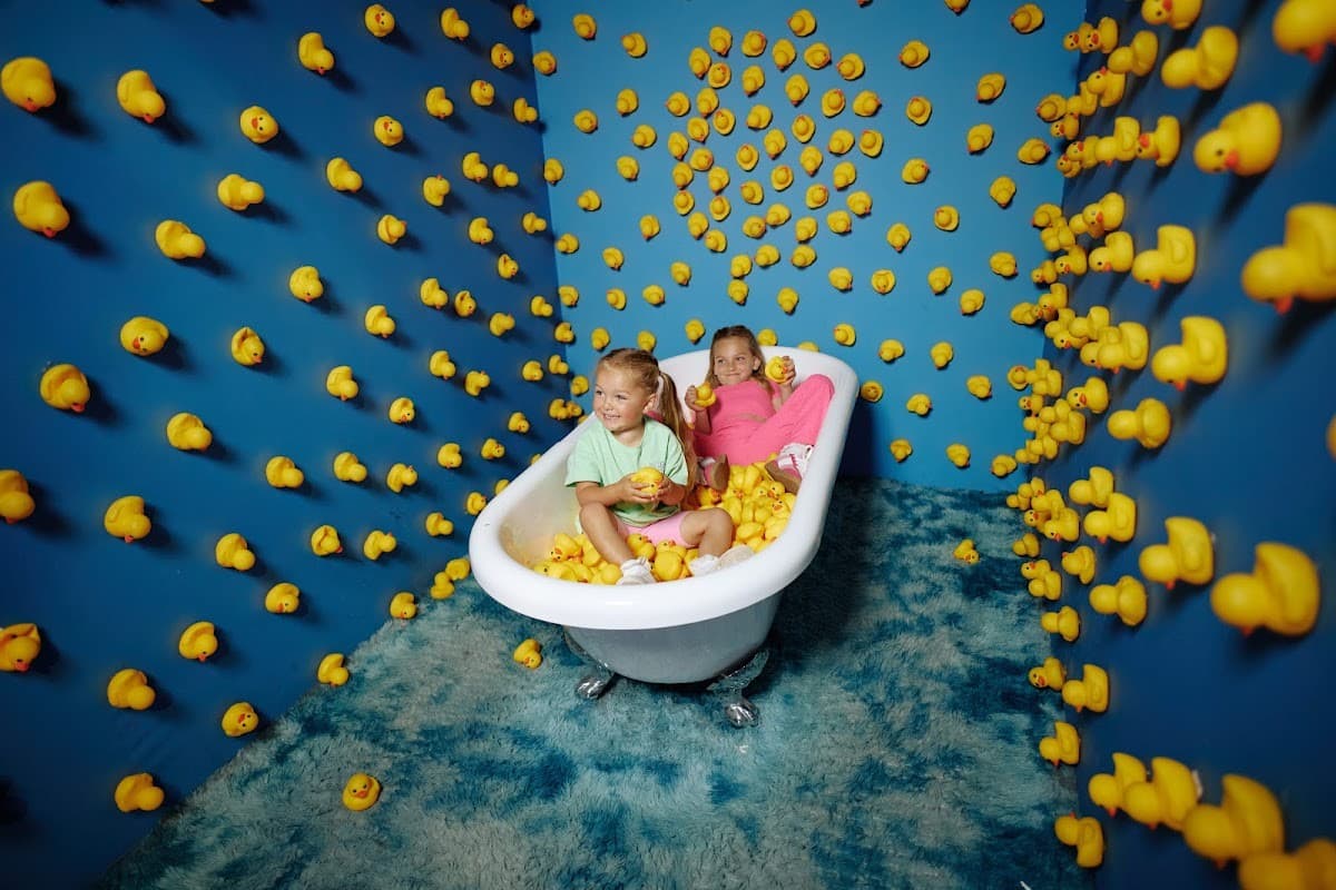 Bubble Planet: An Immersive Experience - Los Angeles