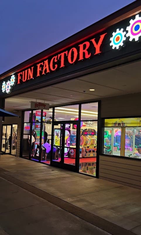 Fun Factory - Town Center of Mililani — photo 1 of 2