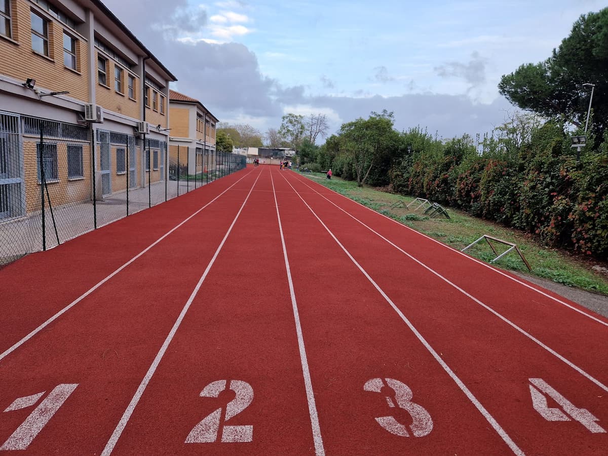 Gianni Gym Track and field