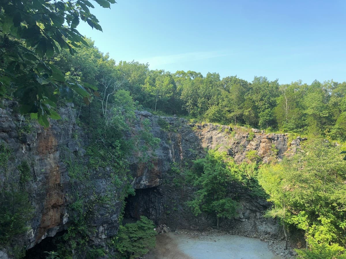 Land Trust. of North Alabama: Three Caves
