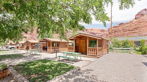 Sun Outdoors Arches Gateway