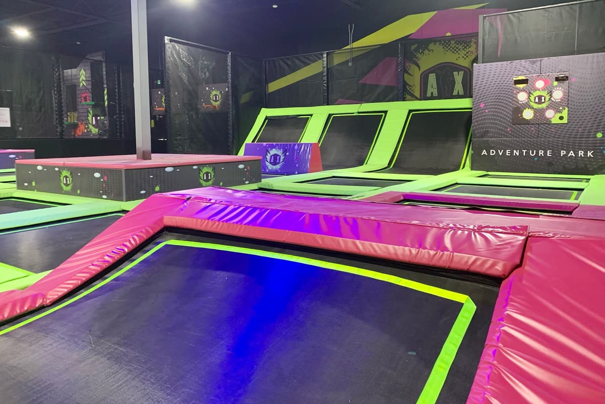 Airborne X Harvey — photo 1 of 1