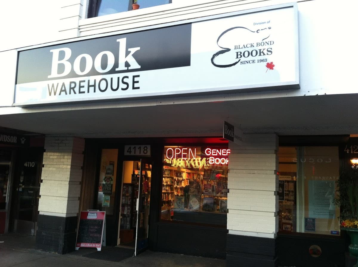 Book Warehouse Main St. — photo 1 of 1