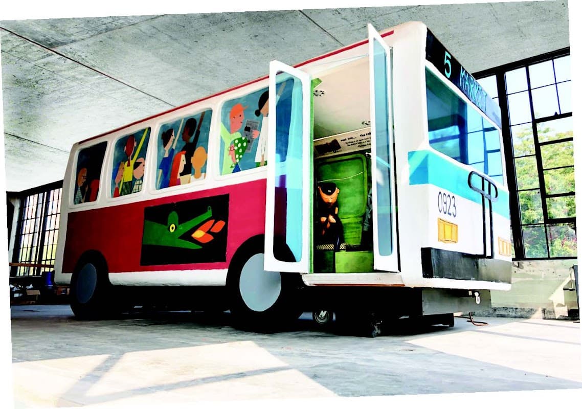 The Rabbit hOle — photo 1 of 2