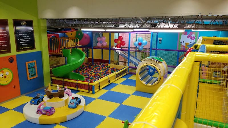 JUST 4 FUN PLAZA CAROLINA — photo 1 of 2