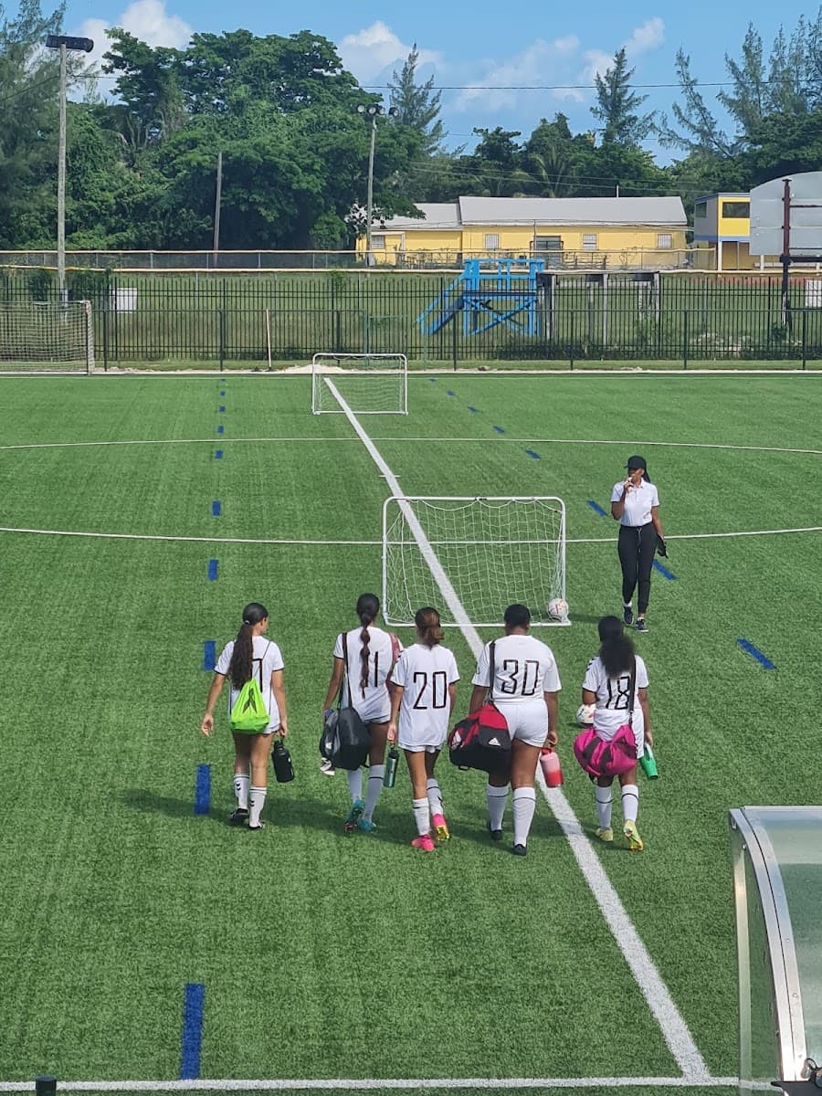 Roscow A.L. Davies Field