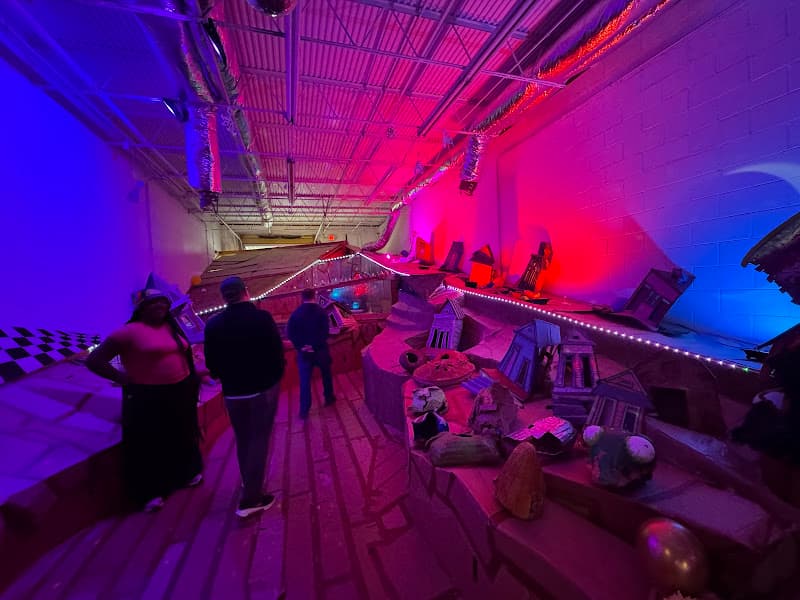 The Hoot-n-Holler Inn — photo 1 of 1