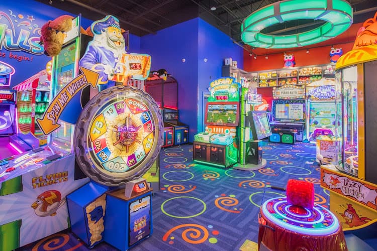 Thrills Laser Tag and Arcade — photo 1 of 2